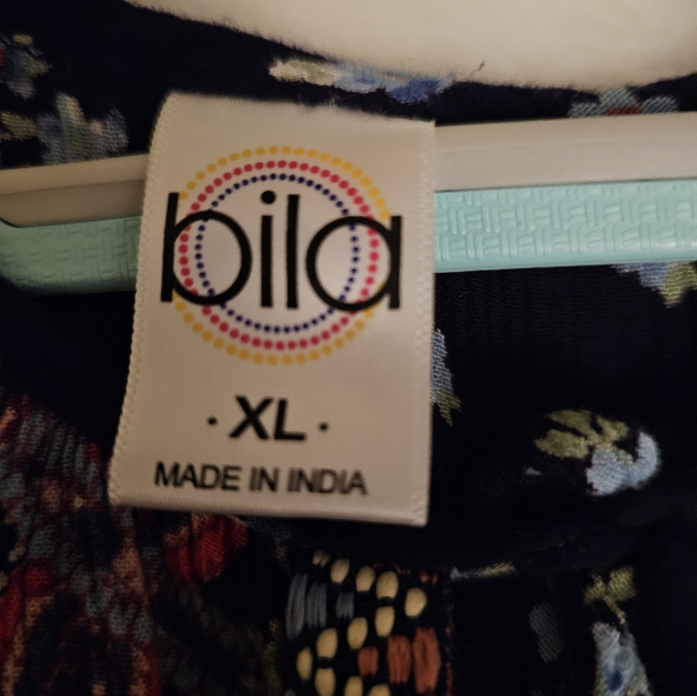 Womens Bila Blouse. Size XL. Blue.